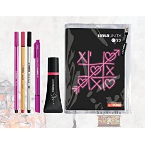 Diario Tinta Unita & Stabilo nero e fuxia