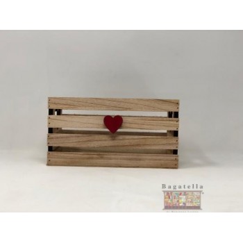 Cassetta in legno con cuore...