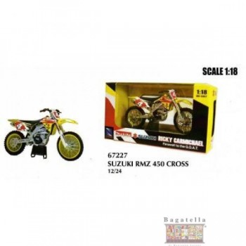 Moto cross Suzuki rmz 450...